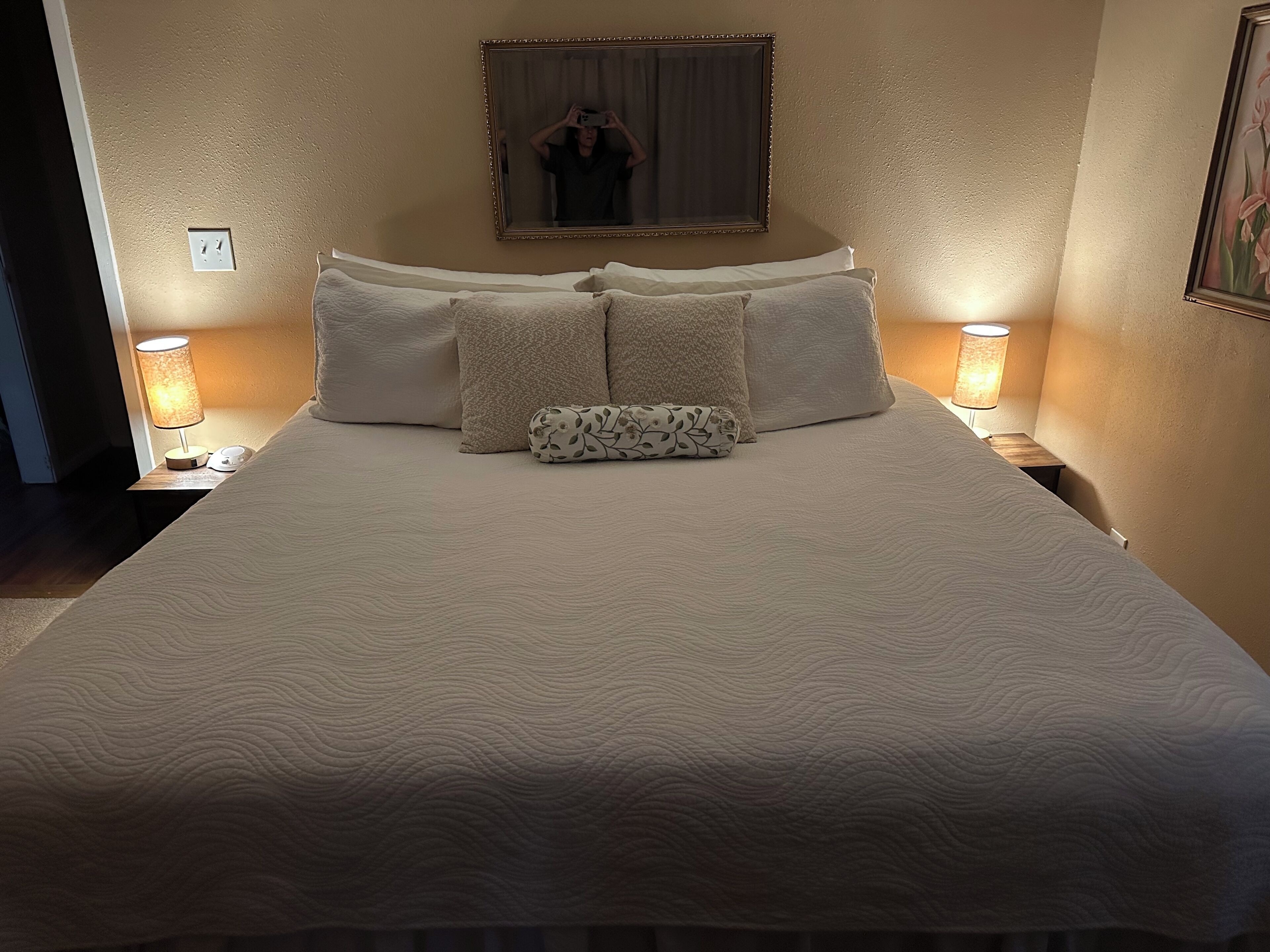 2 bedrooms, iron/ironing board, free WiFi, bed sheets