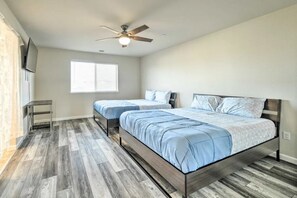 5 habitaciones, tabla de planchar con plancha, wifi y ropa de cama 