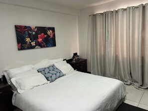 2 chambres, fer et planche à repasser, Wi-Fi, literie fournie