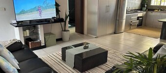 Charming 2-bedroom apartment with AC, WiFi in brilliant Suva