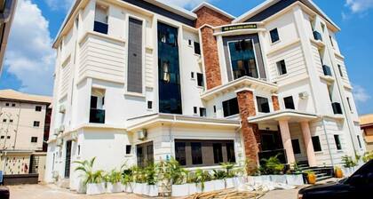 De Bullion Hotels and Suites