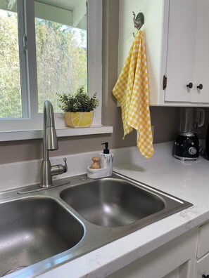 Interior - Beautiful Home Across the Street From Bidwell Park (Chico)