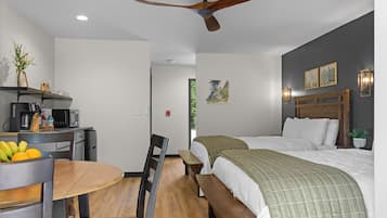 Classic Double Room, Balcony, Mountain View | Desk, laptop workspace, free WiFi