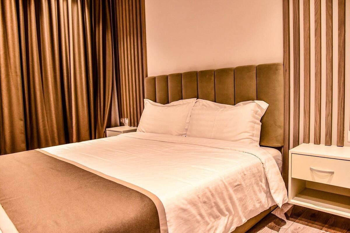 Minibar, in-room safe, desk, soundproofing