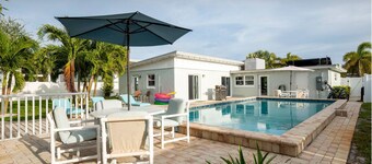 Coral Cottage Pool/Beach/Golf