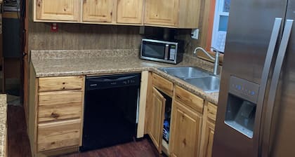 Country Comfort, 3 BR DR LR Kitchen & FB. Large yard.
East Freedom PA