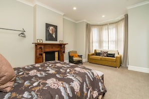 4 bedrooms, desk, iron/ironing board, WiFi - Inner City Executive Living on Stuart Street (Dunedin)