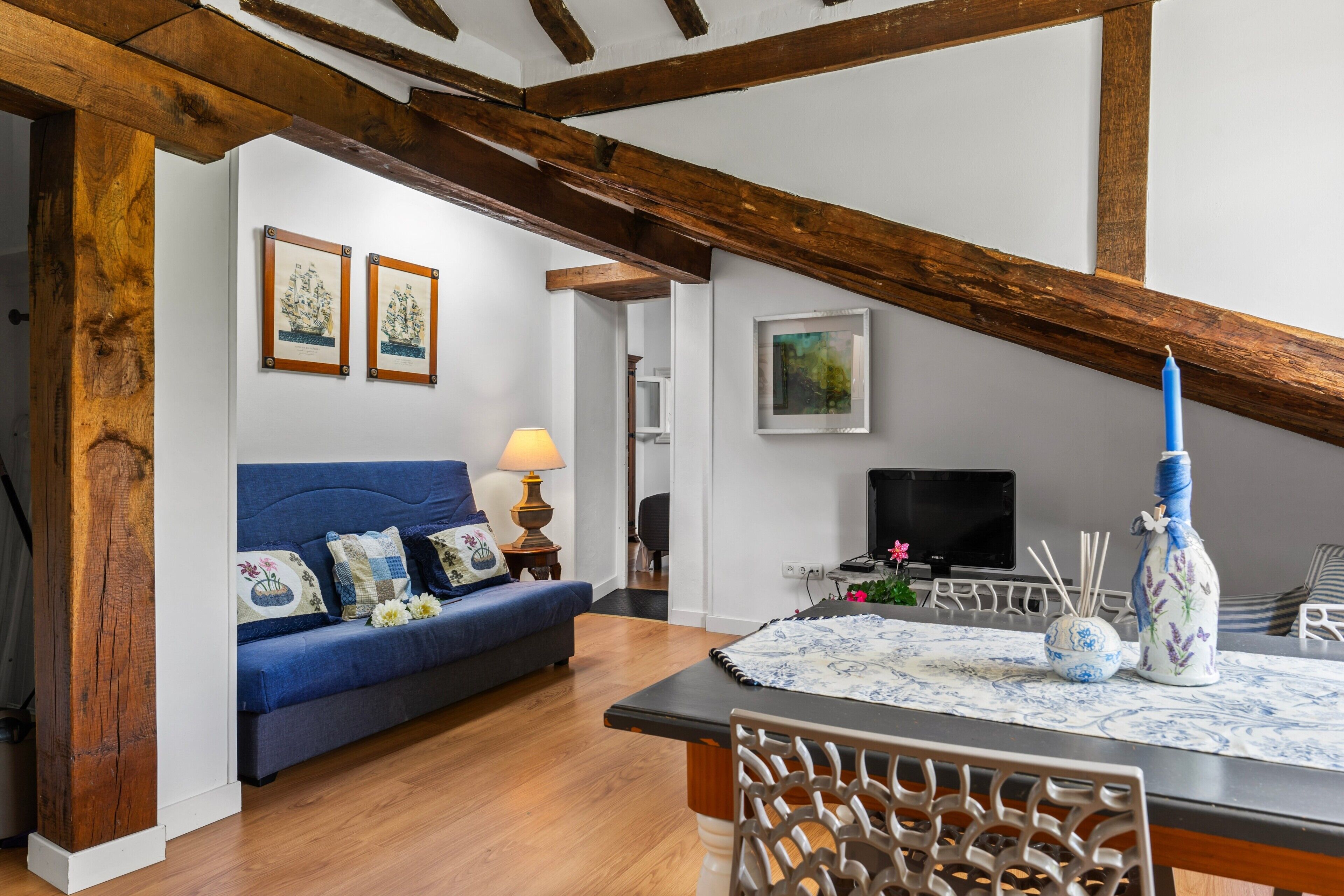 Casa Las Indianas 'Apartamento 2' Con Vistas A La Montaña, Jardín Compartido Y Wi-fi - Cabuérniga