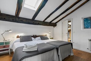 1 bedroom, free WiFi, bed sheets - Casa Las Indianas 'Apartment 2' with Mountain Views, Shared Garden & Wi-Fi (Selores)