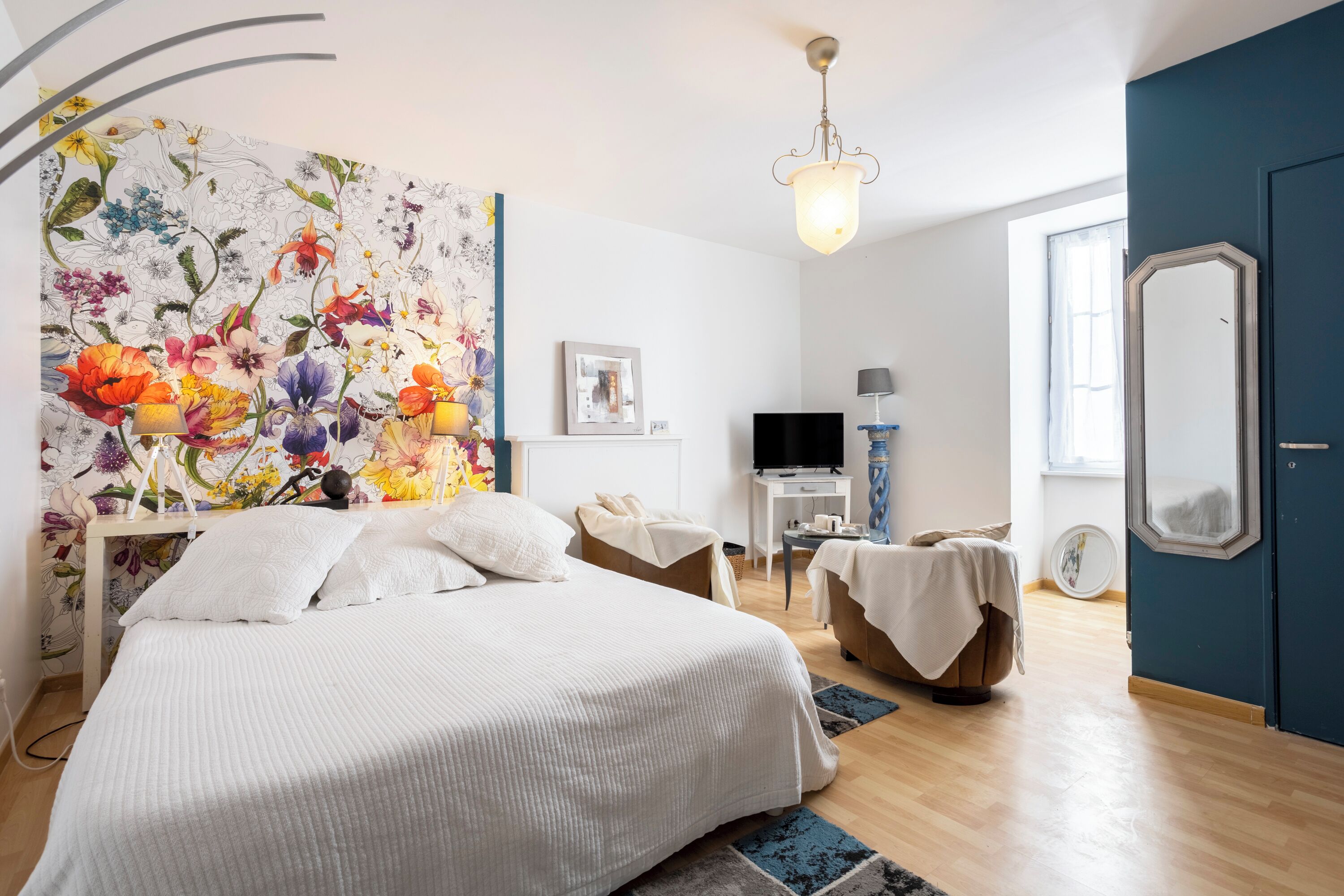 1 chambre, fer et planche à repasser, Wi-Fi gratuit, draps fournis