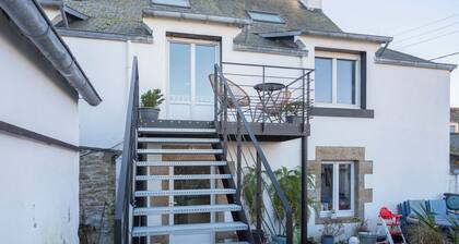 Guest House 'Chambre Kergoz' with Shared Garden and Wi-Fi