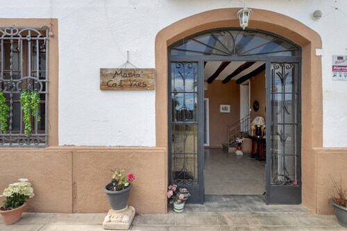 Country House 'Masia Cal Vies' with Private Pool, Private Terrace and Wi-Fi