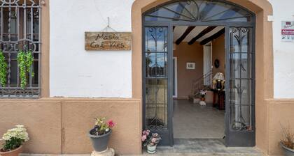 Country House 'Masia Cal Vies' with Private Pool, Private Terrace and Wi-Fi