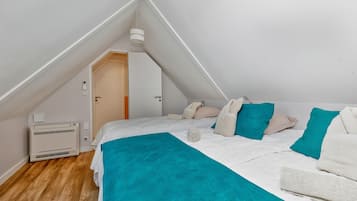 5 habitaciones, tabla de planchar con plancha y wifi gratis