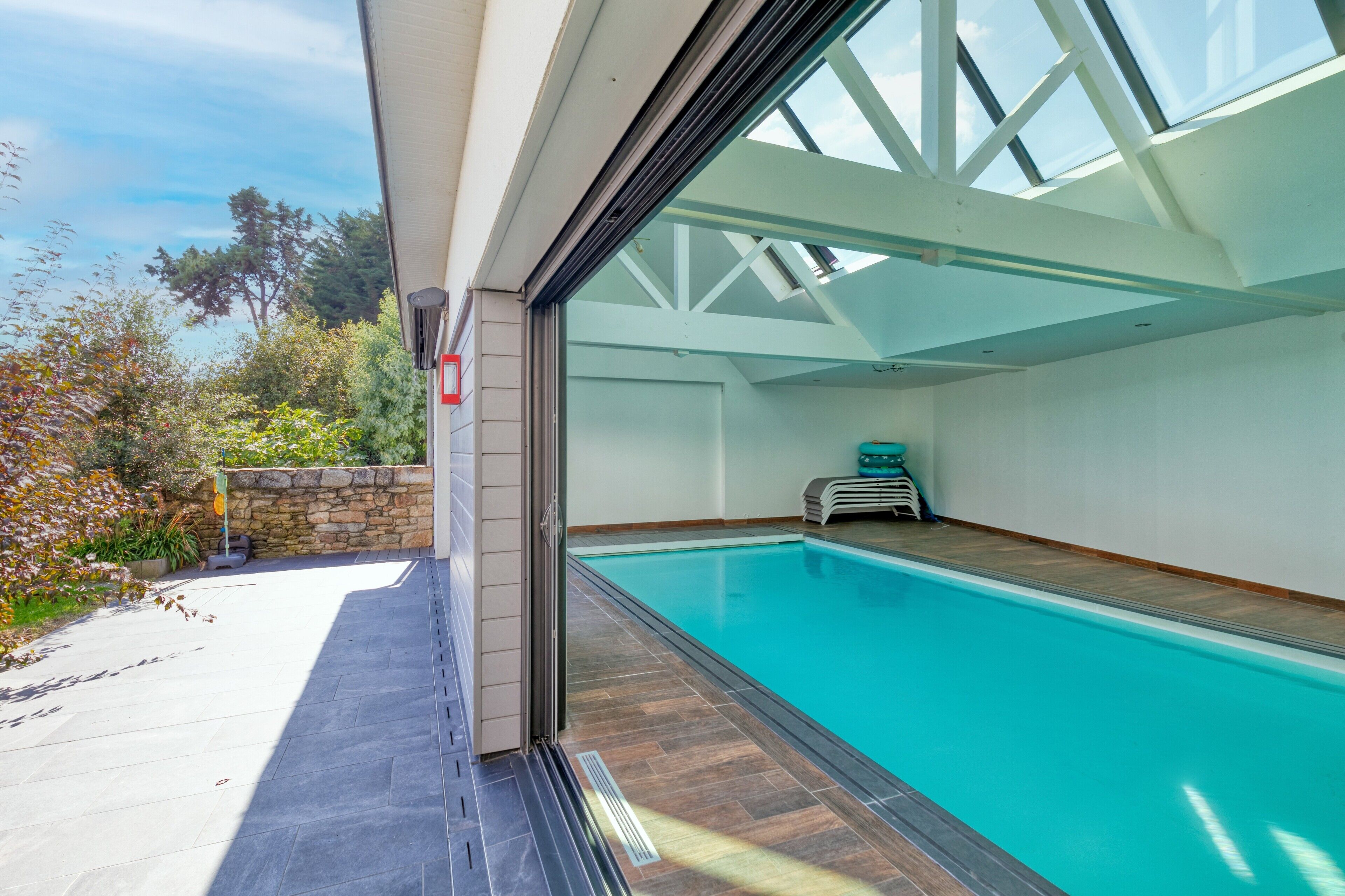 Piscine couverte, piscine chauffée