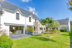 Exterior - Holiday Home 'Villa Ker Minet - Maison 4 Pers' with Private Terrace, Wi-Fi and Air Conditioning (Piriac-sur-Mer)