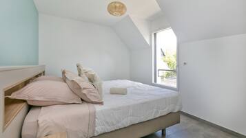 2 chambres, fer et planche Ă repasser, Wi-Fi gratuit, draps fournis