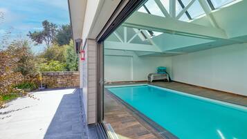 Piscine couverte, piscine chauffée