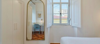 House By The Sea, Setúbal