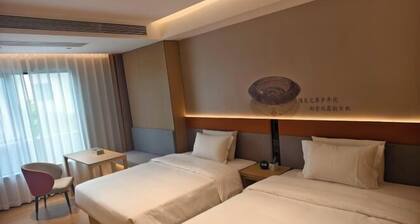 Traffic Hotel
