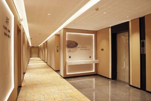 Interior - Traffic Hotel (Dabu)