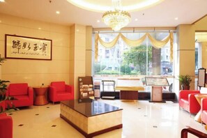 Lobby lounge - Traffic Hotel (Dabu)