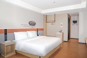 Room - Traffic Hotel (Dabu)