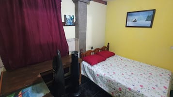 2 dormitorios, tabla de planchar con plancha, wifi y ropa de cama