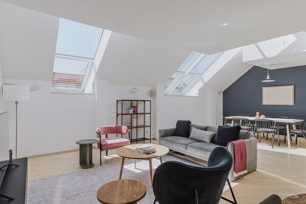 电视、立体声音响