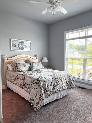 5 chambres, bureau, fer et planche à repasser, Wi-Fi gratuit