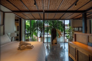 Luxury Villa, 5 Bedrooms, Kitchen, Garden View | 5 bedrooms, individually decorated, individually furnished - The Hollow Villa by Betterplace (Canggu)