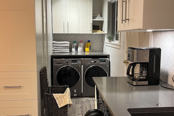 Mikrovågsugn, ugn, spishäll och diskmaskin