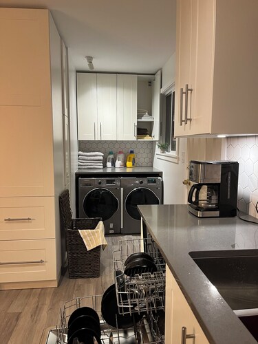 "The Dublin Place" a cozy 3 bedroom home away from home
