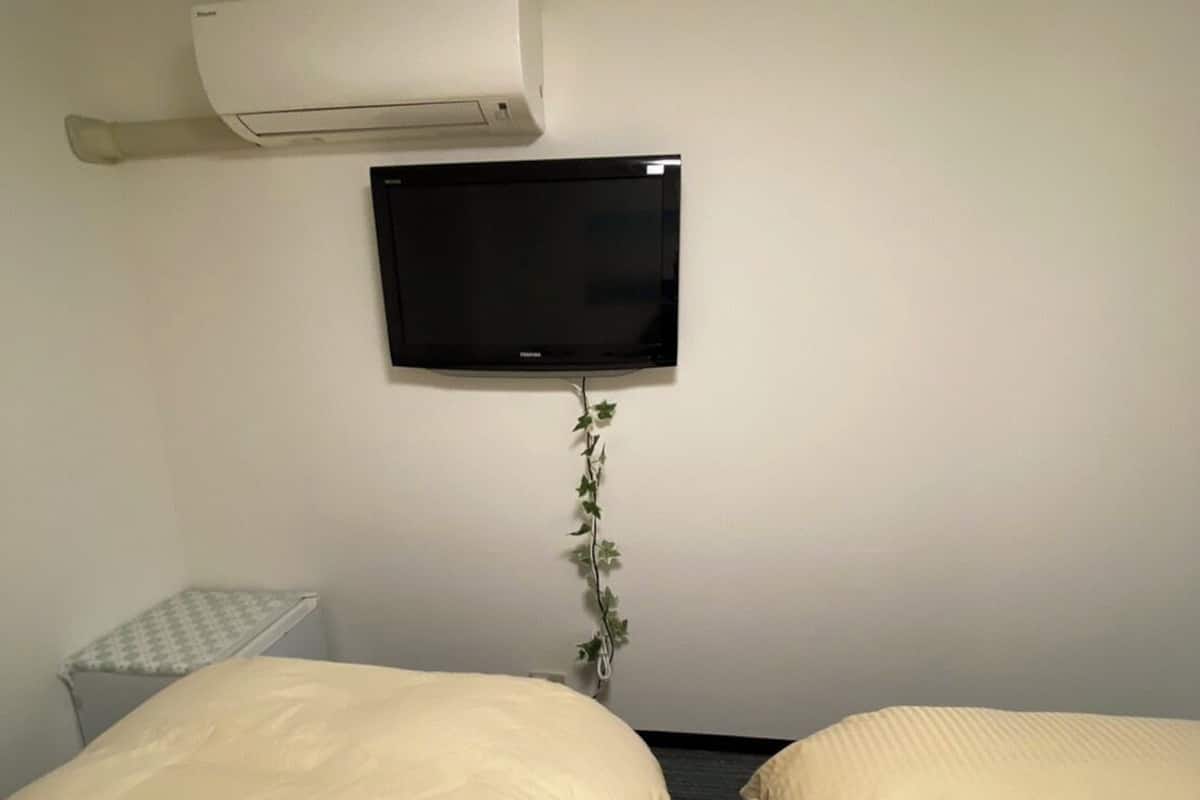 Individually decorated, free WiFi, bed sheets