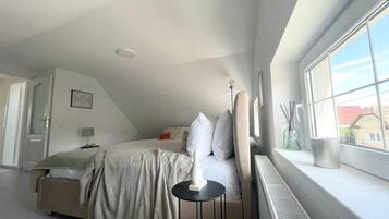 2 bedrooms, WiFi, bed sheets