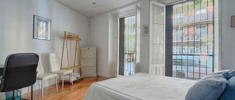 1 bedroom, iron/ironing board, WiFi, bed sheets