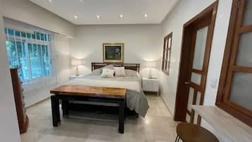 Deluxe Suite, Balcony, City View | Iron/ironing board, free WiFi