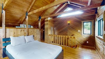 3 bedrooms, internet, bed sheets