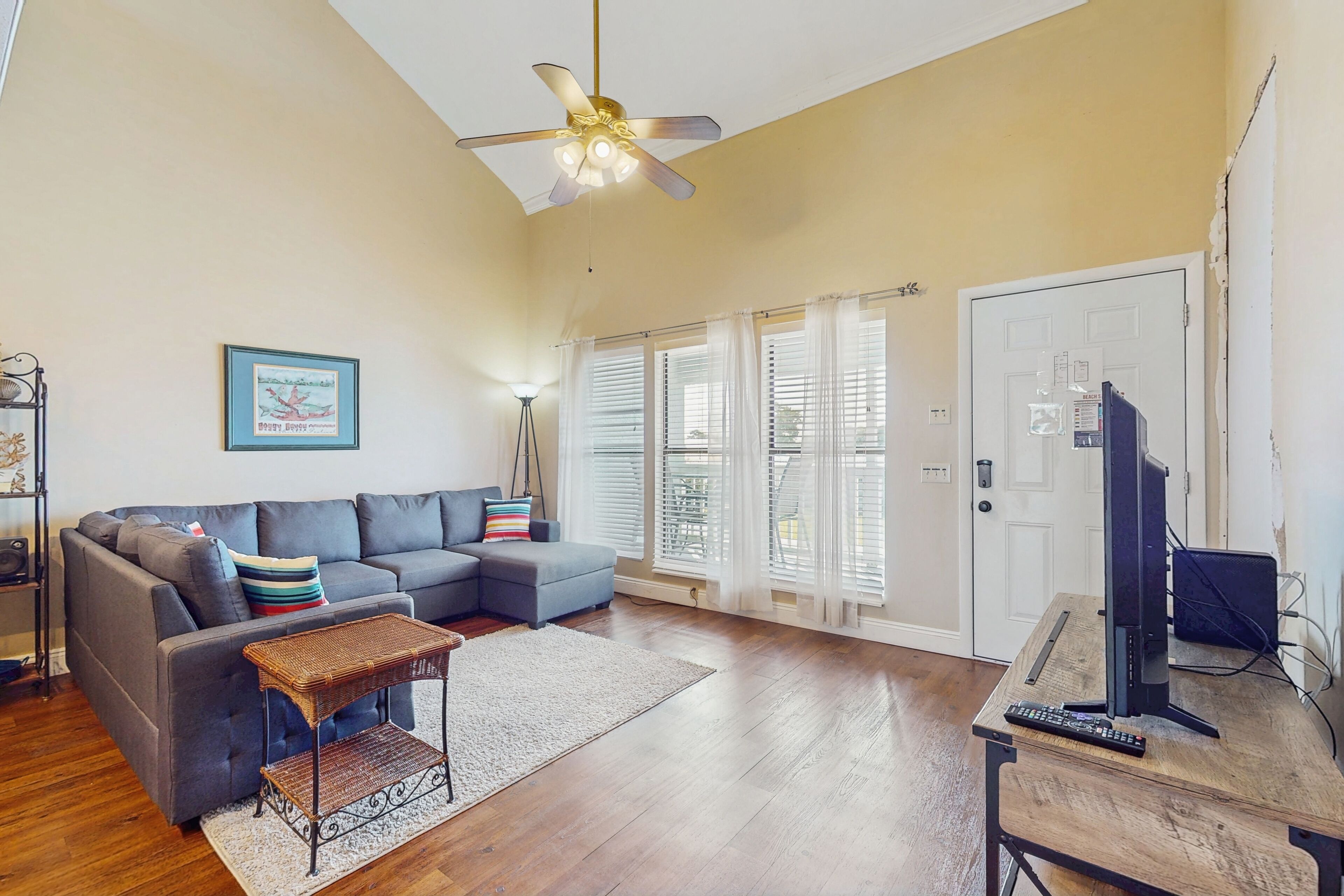 Televisión y reproductor de DVD 