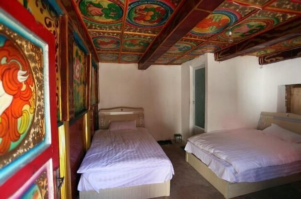 Room - Abu Zangjia Hostel (Danba)