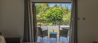 Yvon's Tropical Villa