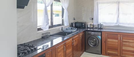 Appartement Deluxe, 1 chambre, vue jardin | Cuisine privée