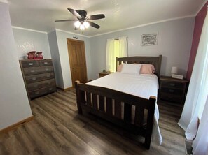 4 chambres, Wi-Fi gratuit, draps fournis