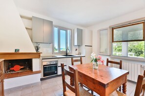 Kühlschrank, Ofen, Geschirrspüler