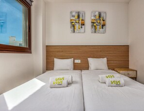 Room - Apollo | terrace - pool - gym (Fuengirola)