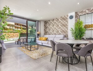 Interior - Apollo | terrace - pool - gym (Fuengirola)