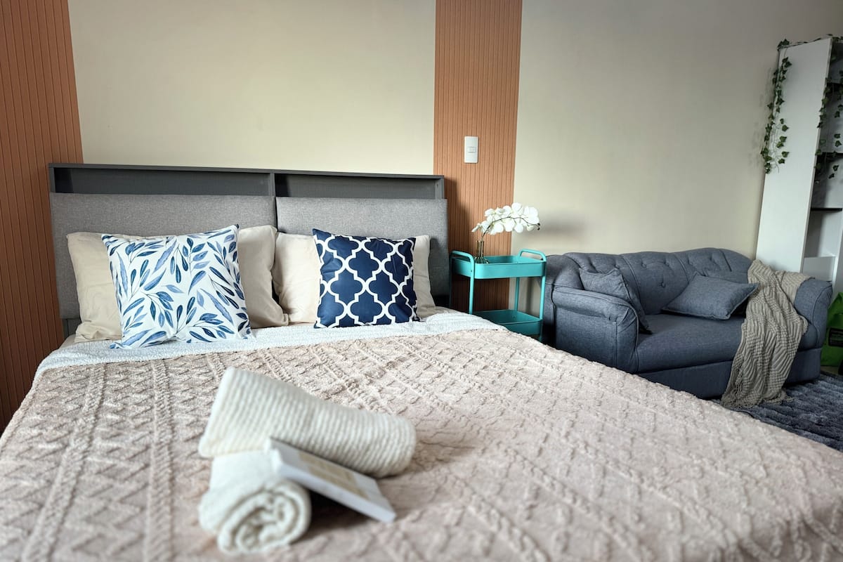 Studio Suite, City View | Blackout curtains, iron/ironing board, free WiFi