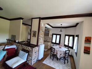 Interior - Alorama - Luxury house in Pelion (Chania)