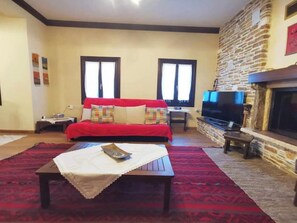 Living area - Alorama - Luxury house in Pelion (Chania)