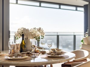 تناول الطعام